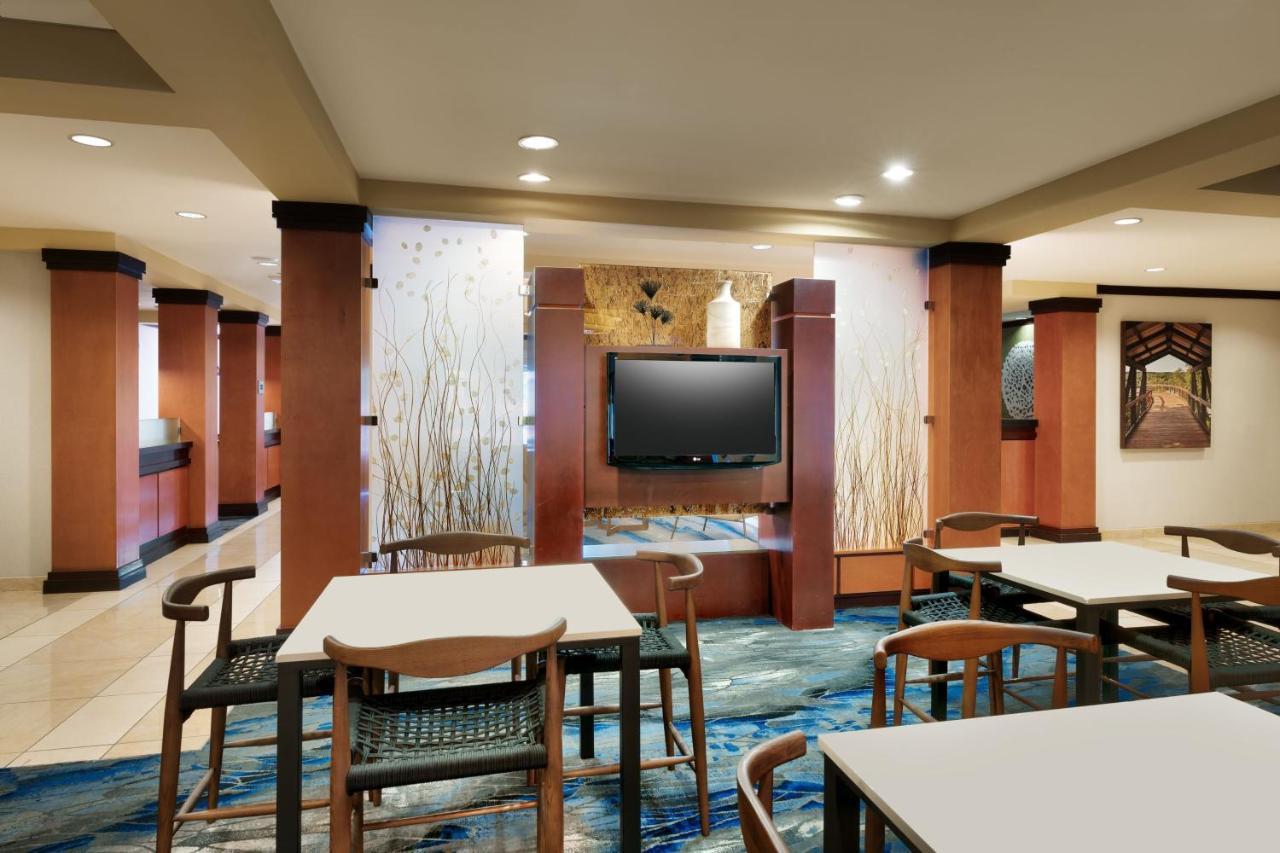 Fairfield Inn & Suites By Marriott Tallahassee Central エクステリア 写真